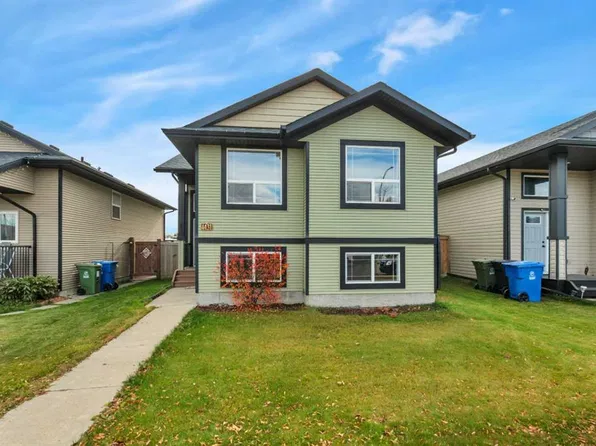4431 W 54th St, Rocky Mountain House, AB T4T 0B2