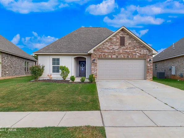 221 Hyperion St, Bossier City, LA 71111
