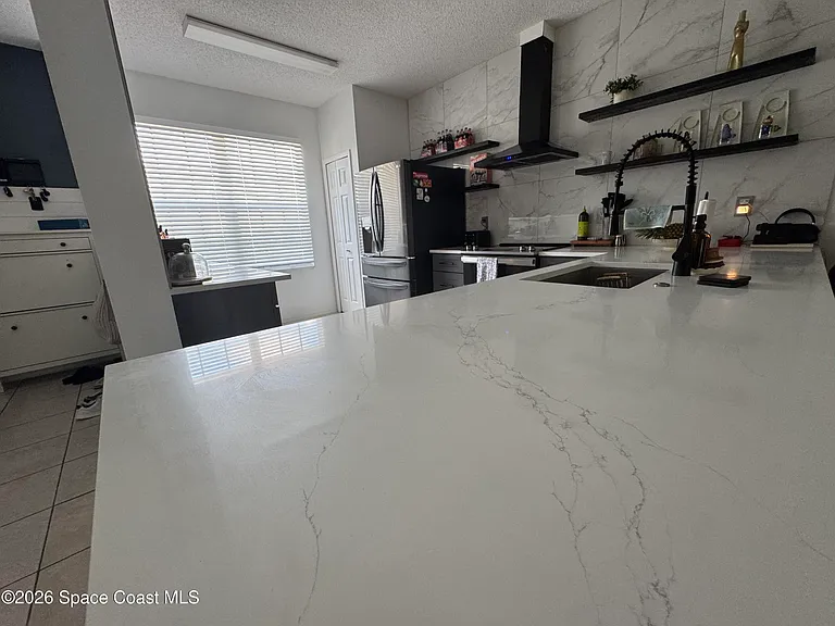 2990 S Fiske Blvd #L2 — Photo 10