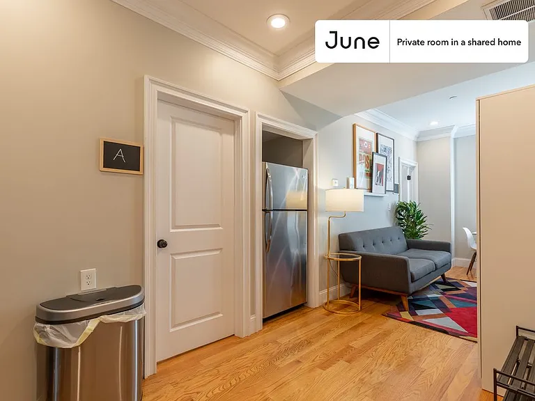 33 N Margin St #C — Photo 8