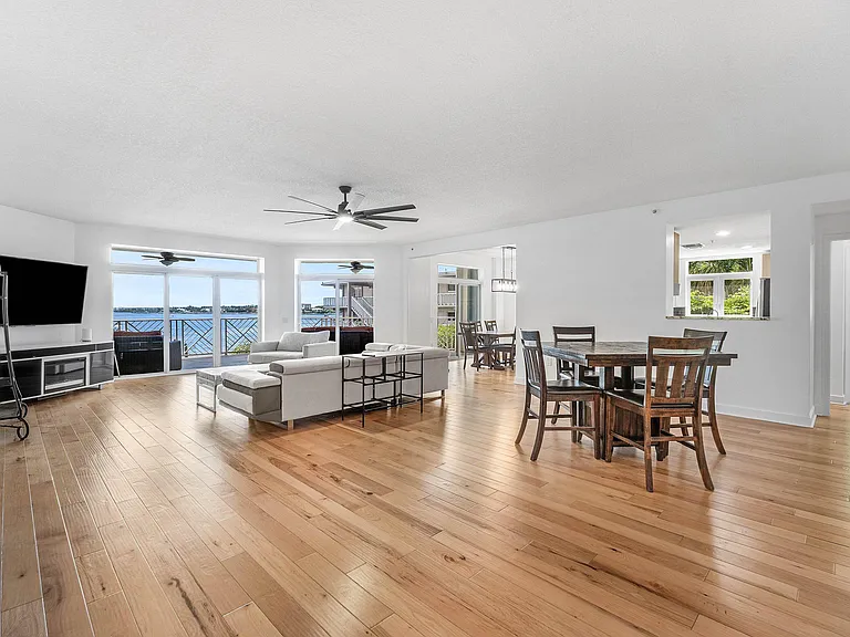 309 E Ocean Ave #103 — Photo 10