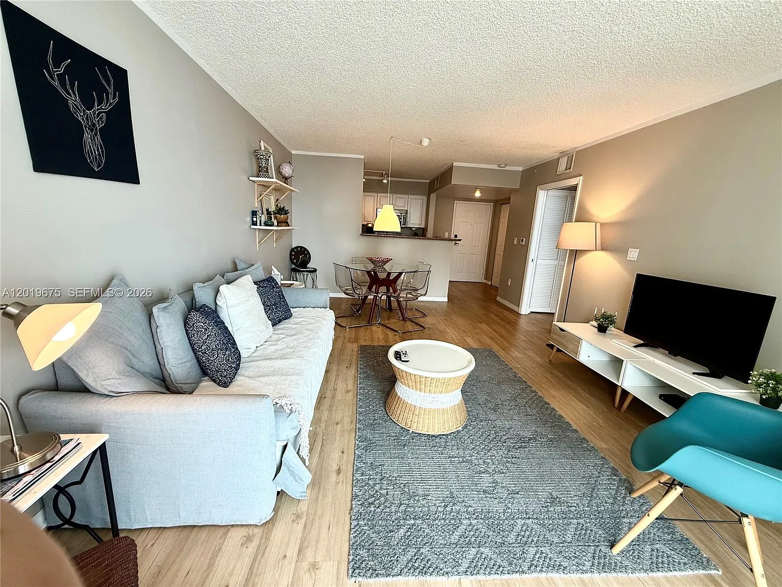 1 bed, 760 sqft, $3,300 — Photo 1