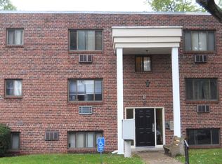 Kenilworth Apts. 3-035, Lansdale, PA 19446
