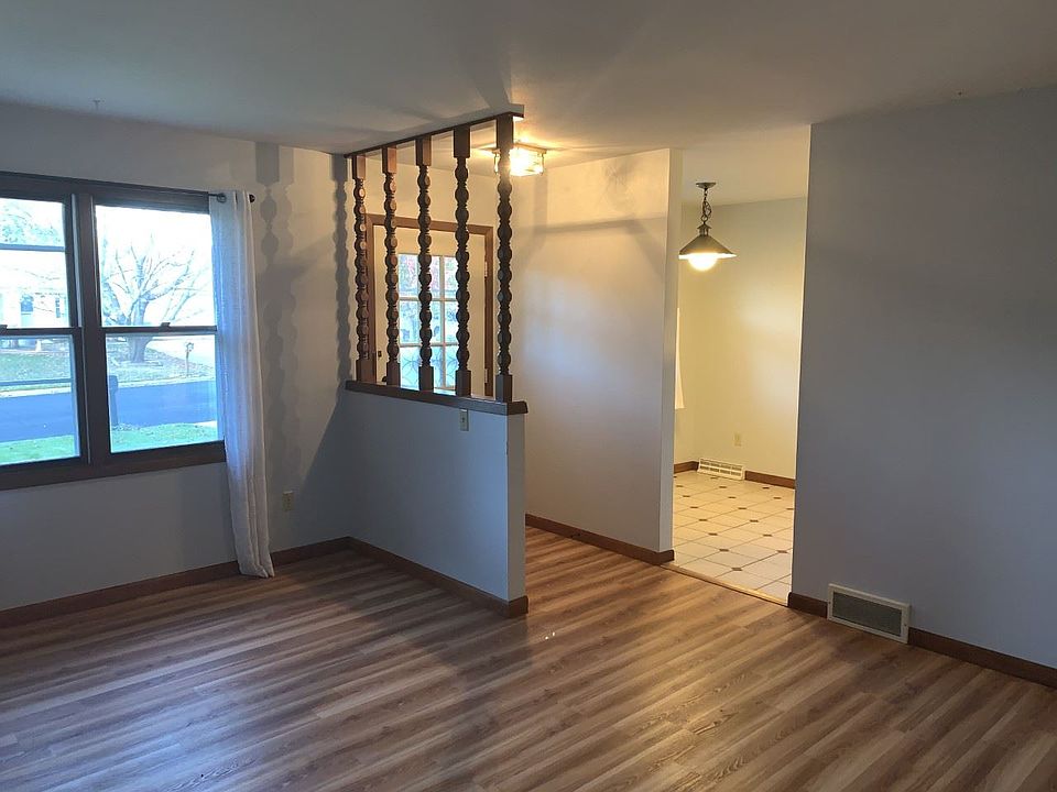 1st image of 5709 Sauk Ln