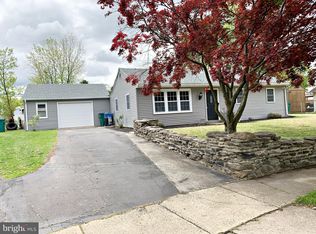 902 Hilary Ave, Croydon, PA 19021