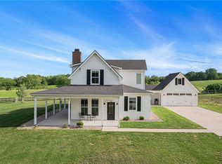 733 SE 208th St, Holt, MO 64048