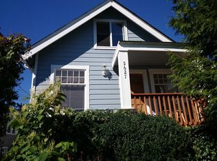 5627 Brooklyn Ave NE, Seattle, WA 98105
