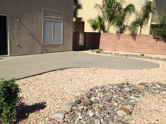 5th image of 2552 Prince Edward Dr #0