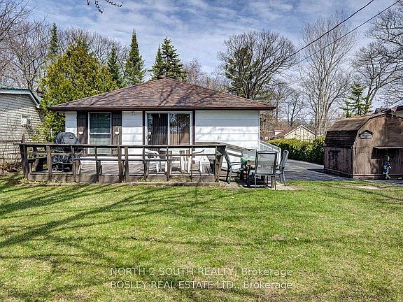 3rd image of 310 Tiny Beaches Rd S