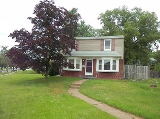 2656 Finlaw Ave, Pennsauken, NJ 08109