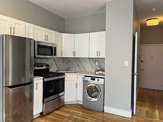 1st image of 216 E 118th St APT 4A