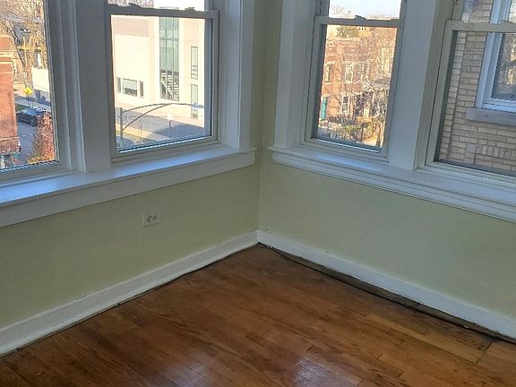 3rd image of 3303 W Potomac Ave #2