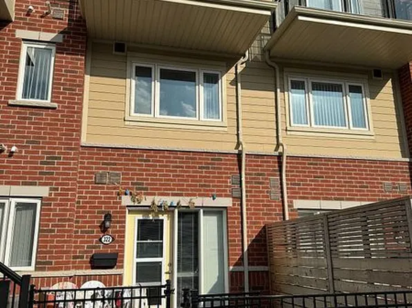 250 Sunny Meadow Blvd, Brampton, ON