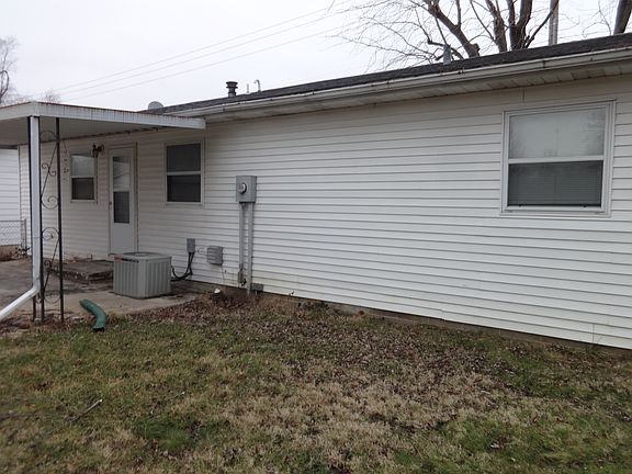 3rd image of 305 N Westgate Ave