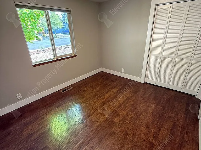 2136 NE Wells Acres Rd — Photo 10