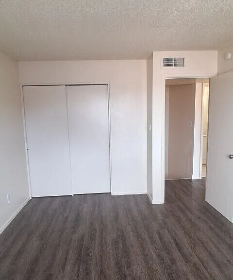 4004 S 44th St — Photo 19