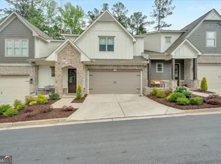 102 Heron Pointe Trl, Canton, GA 30114