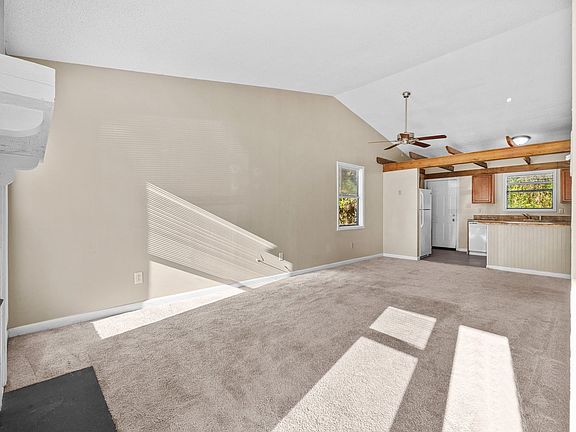 4th image of 125 Village Cir