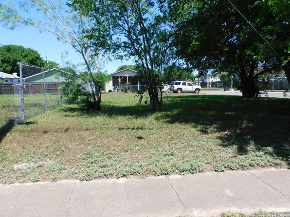 3827 Bay St LOT 22, San Antonio, TX 78237