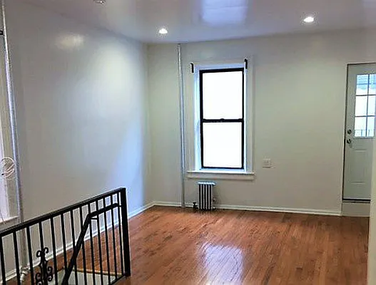 Rented by Nest Seekers International | media 61