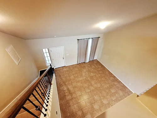 220 Westminster Dr Photo 1