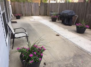 1009 S 2nd St APT 101, Champaign, IL 61820