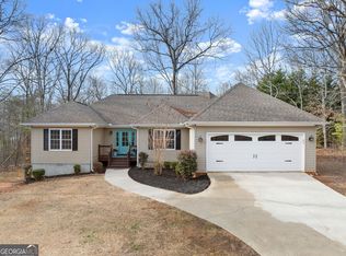 5805 Shadow Oaks Dr, Murrayville, GA 30564