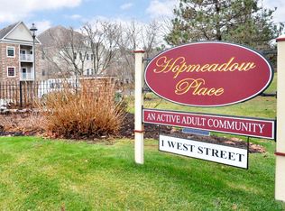 1 West St UNIT 313, Simsbury, CT 06070