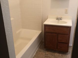 1341 S Main St, Wichita, KS 67213