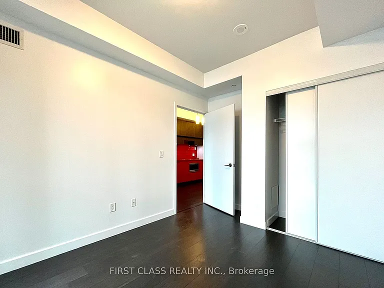 8 Eglinton Ave E #2909 — Photo 21
