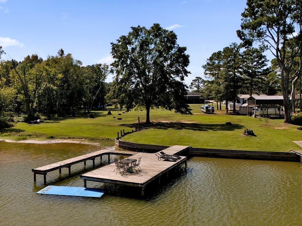 1st image of 576 Pine Harbor Rd