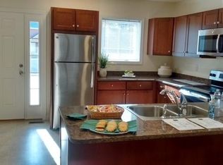 12 Calawa Cir, Litchfield, NH 03052