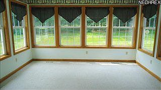 4th image of 160 Thorn Way