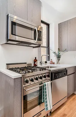 Sold by Time Equities, Inc. | media 16