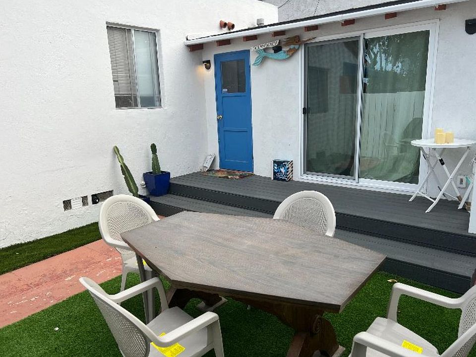 1st image of 4685 Larkspur St #B