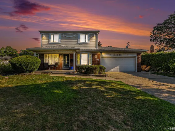 5217 Mart Ct, Warren, MI 48091