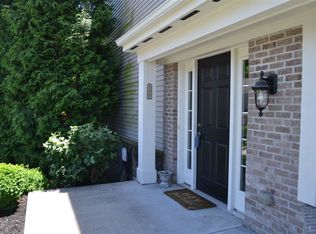 395 Riverbend Dr, Ludlow, KY 41016