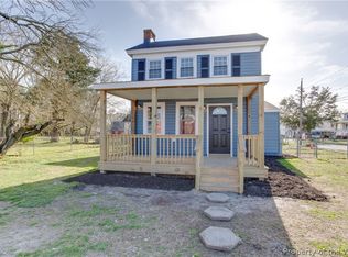 9 Lodge Rd, Poquoson, VA 23662