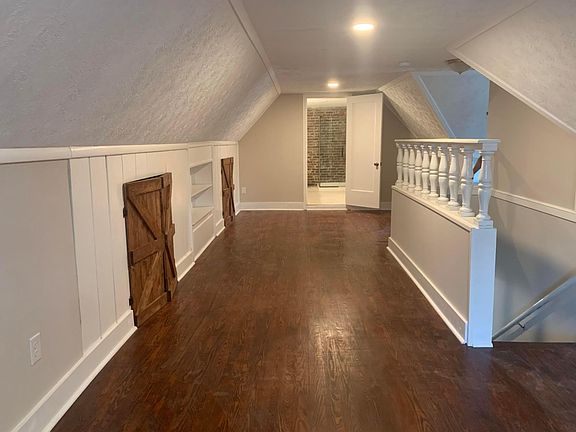 4th image of 936 Lilley Ave