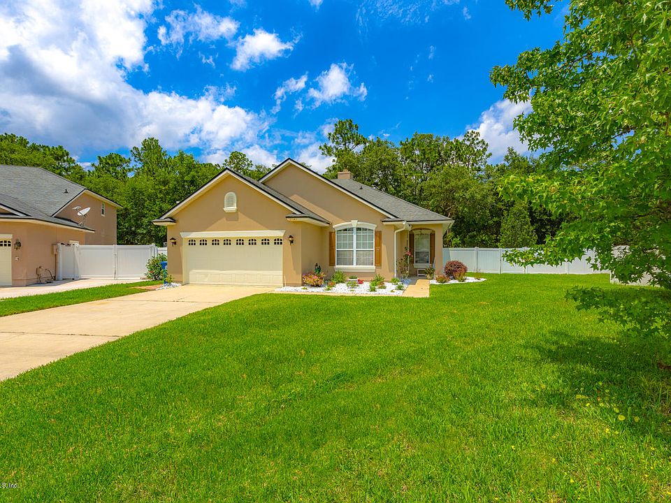 1st image of 12183 Evans Oak Ct