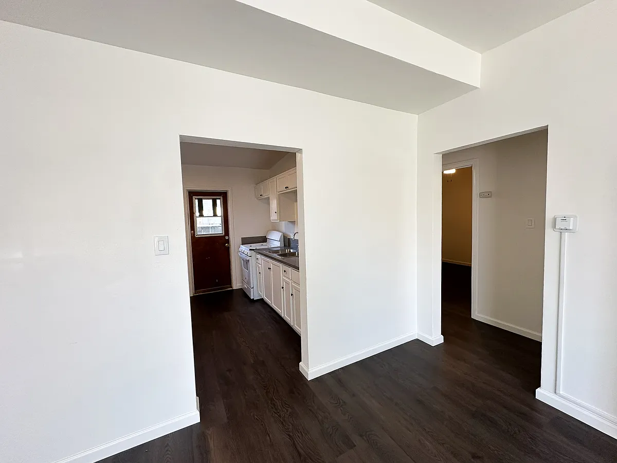 Building Photo - 2725 Cogswell Rd #2725
