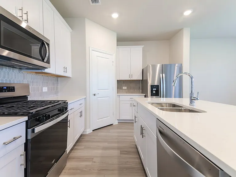 1408 Bridgestone Dr — Photo 10