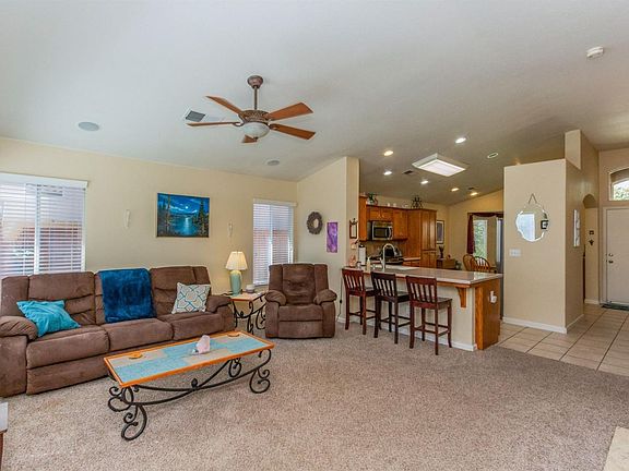 5th image of 2669 E Tarragon Way