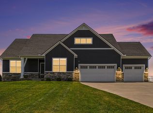 11267 Sandhill Dr, Grass Lake, MI 49240