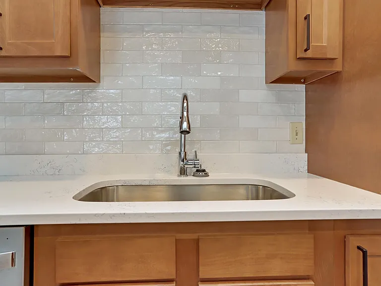 206 W William St #A — Photo 10