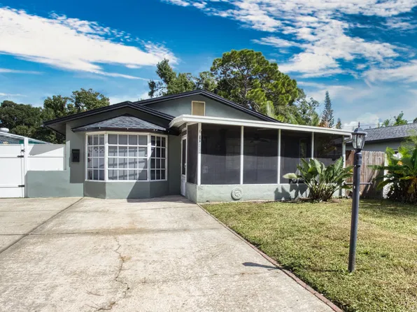 5733 Magnolia St N, Saint Petersburg, FL 33703
