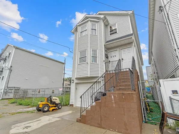 225 Summer St, Paterson, NJ 07501