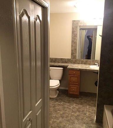 4th image of 135 Tuscarora Mews NW