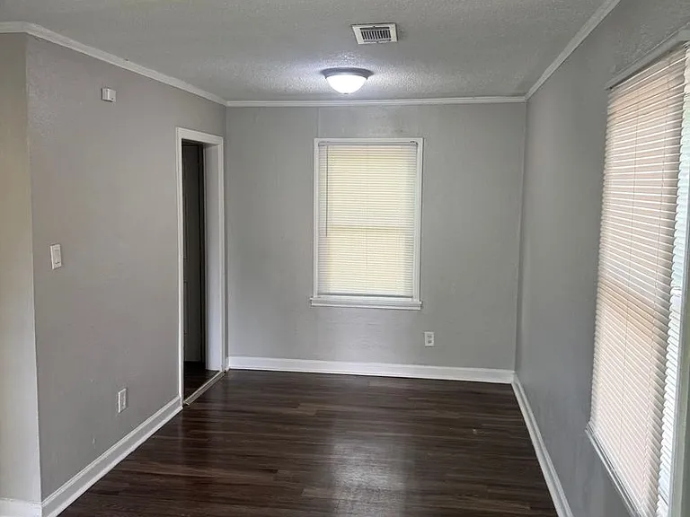 2853 Sage Rd — Photo 7