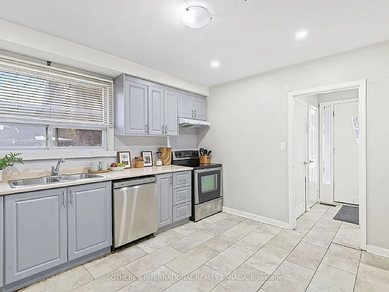 957 Beechwood Ave #UPPER — Photo 2